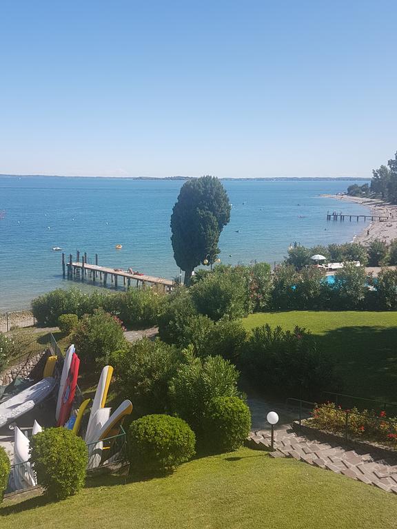 Casa Di Ludovica Apartment Manerba del Garda Bagian luar foto