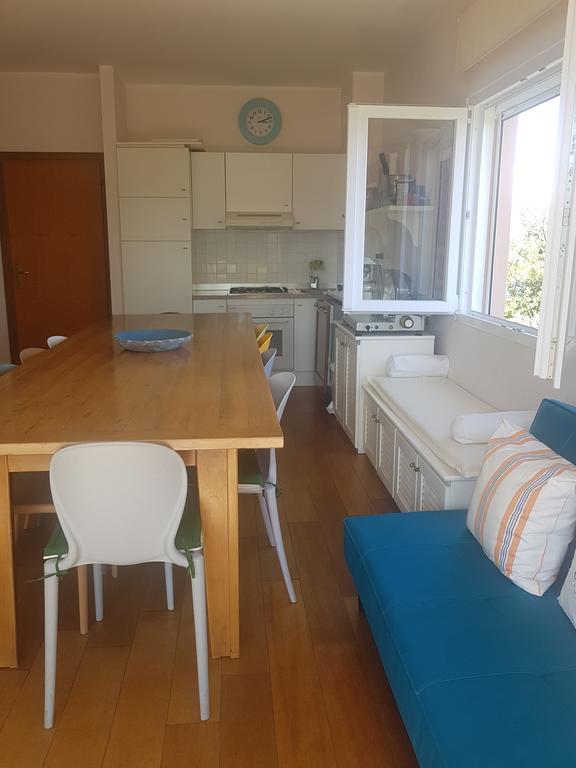 Casa Di Ludovica Apartment Manerba del Garda Bagian luar foto