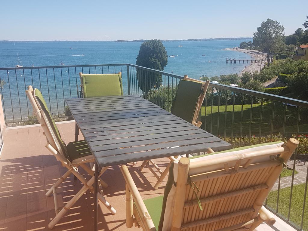 Casa Di Ludovica Apartment Manerba del Garda Bagian luar foto