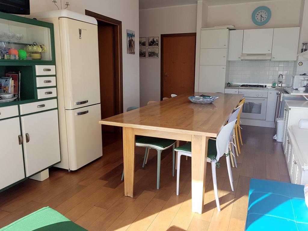 Casa Di Ludovica Apartment Manerba del Garda Bagian luar foto